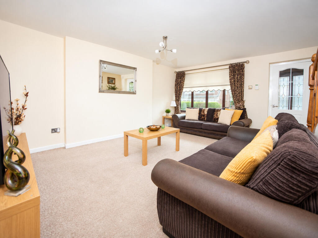 House in Oldham - View 2