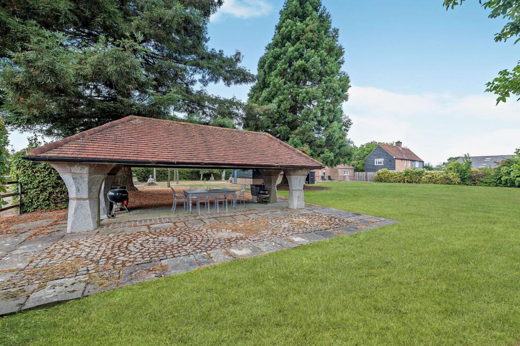 Property photo 11