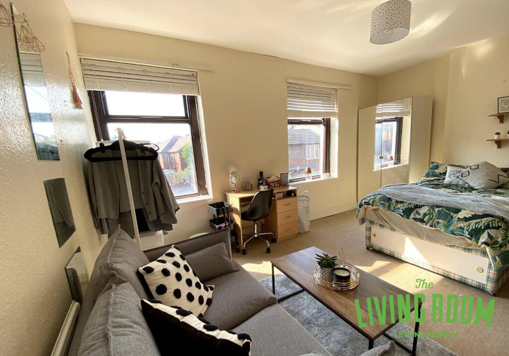 House in Cardiff - View 2