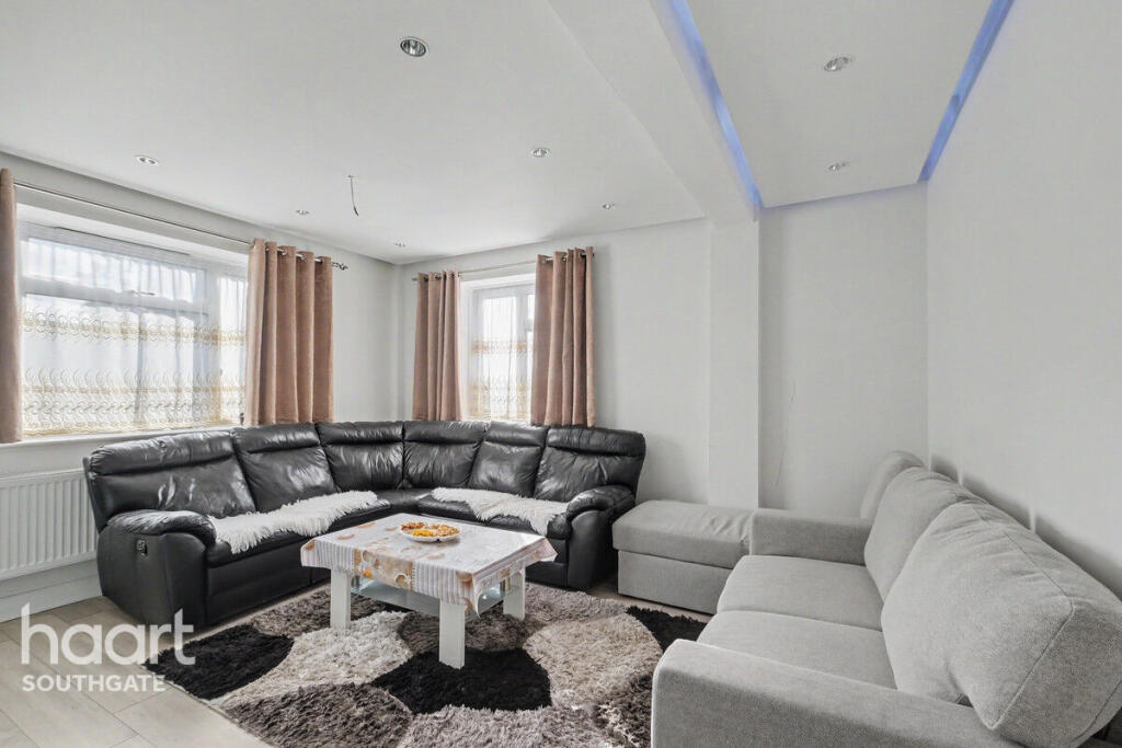 Main image of property: Bounds Green Road, London