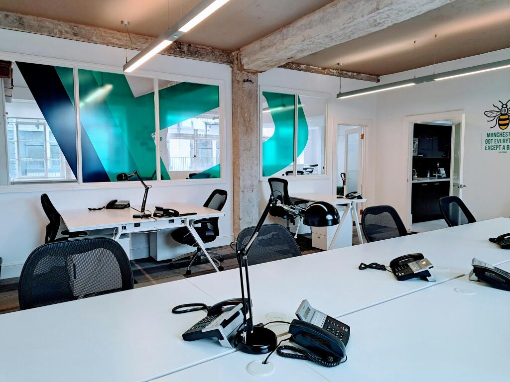 Suite 24 Img6.jpg