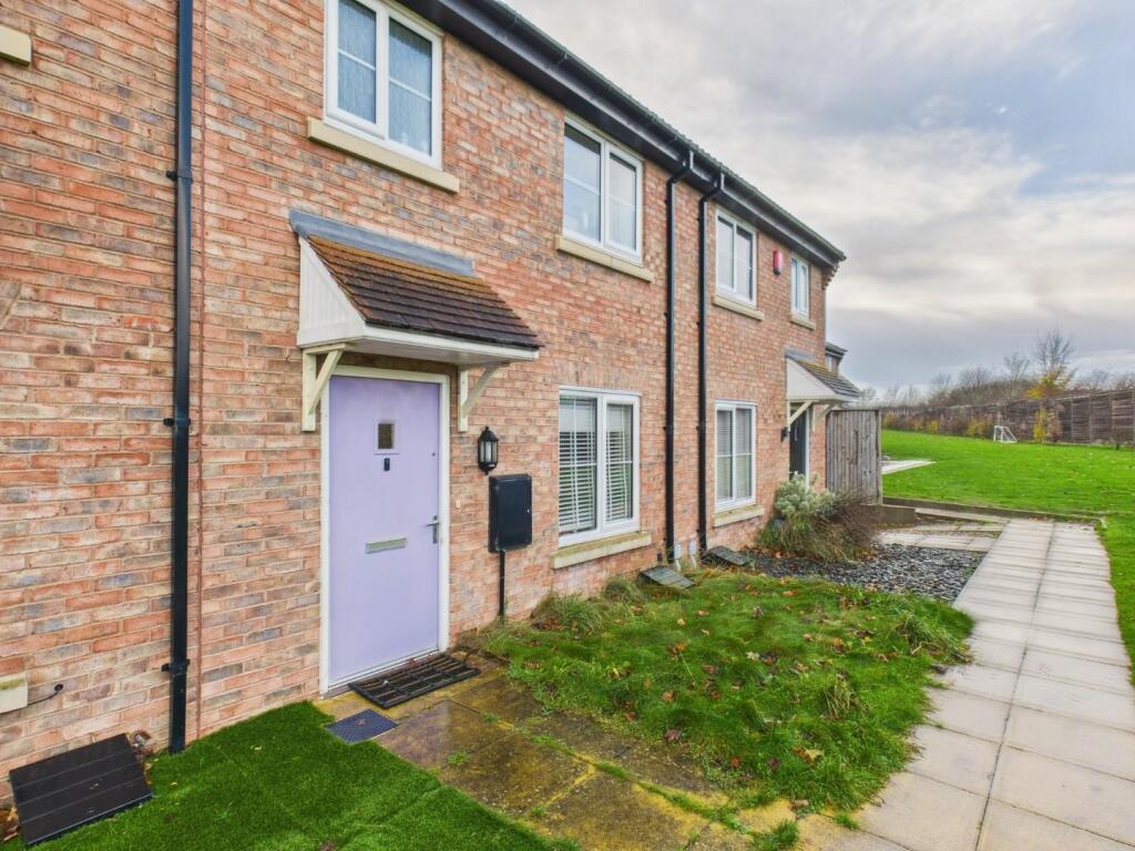 3-bed house on 7, Acre Way, £250,000