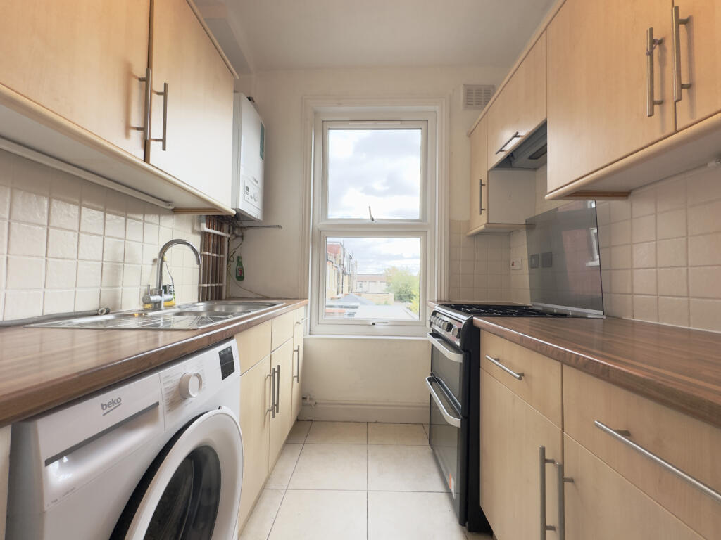 Apartment in London - View 4