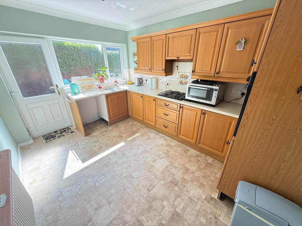 House in Chester, Ellesmere Port - View 4