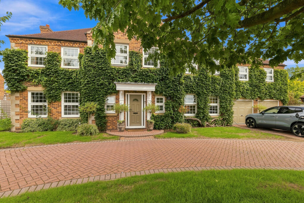 Main image of property: The Pastures, Long Bennington, Newark, Nottinghamshire