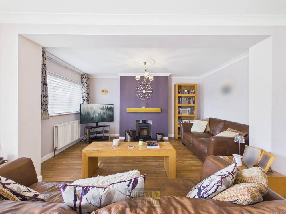 House in Basildon, Essex - View 3