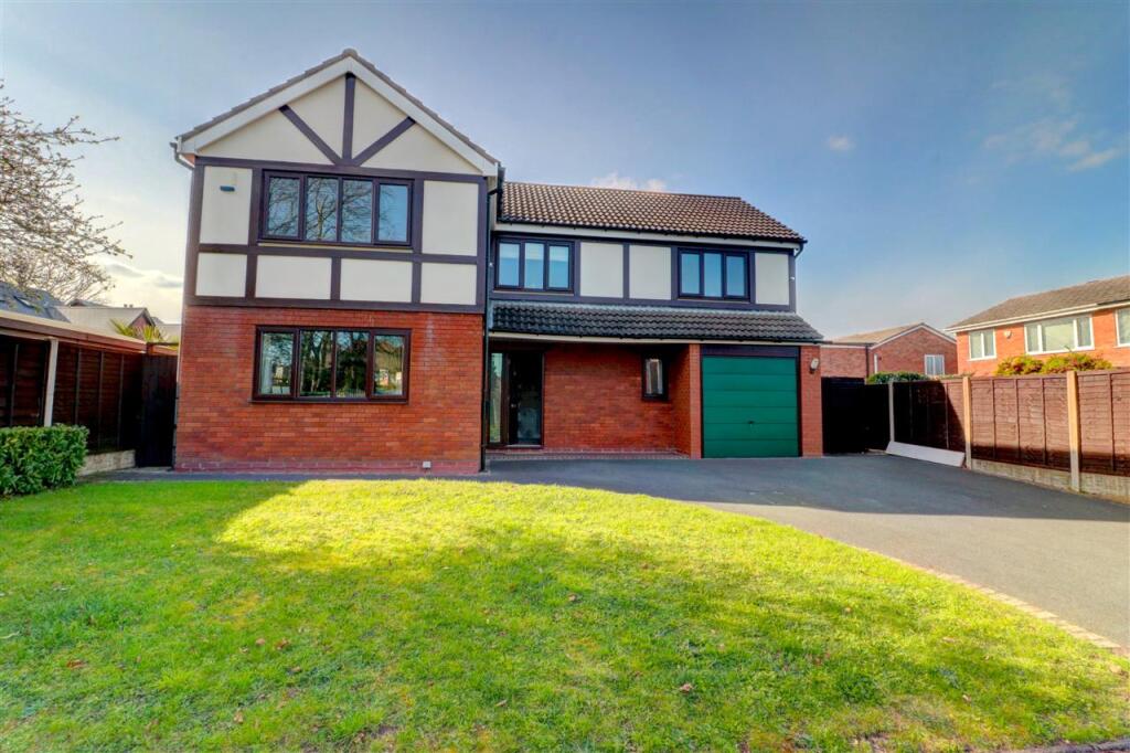 Main image of property: The Greenway, Marston Green, Birmingham