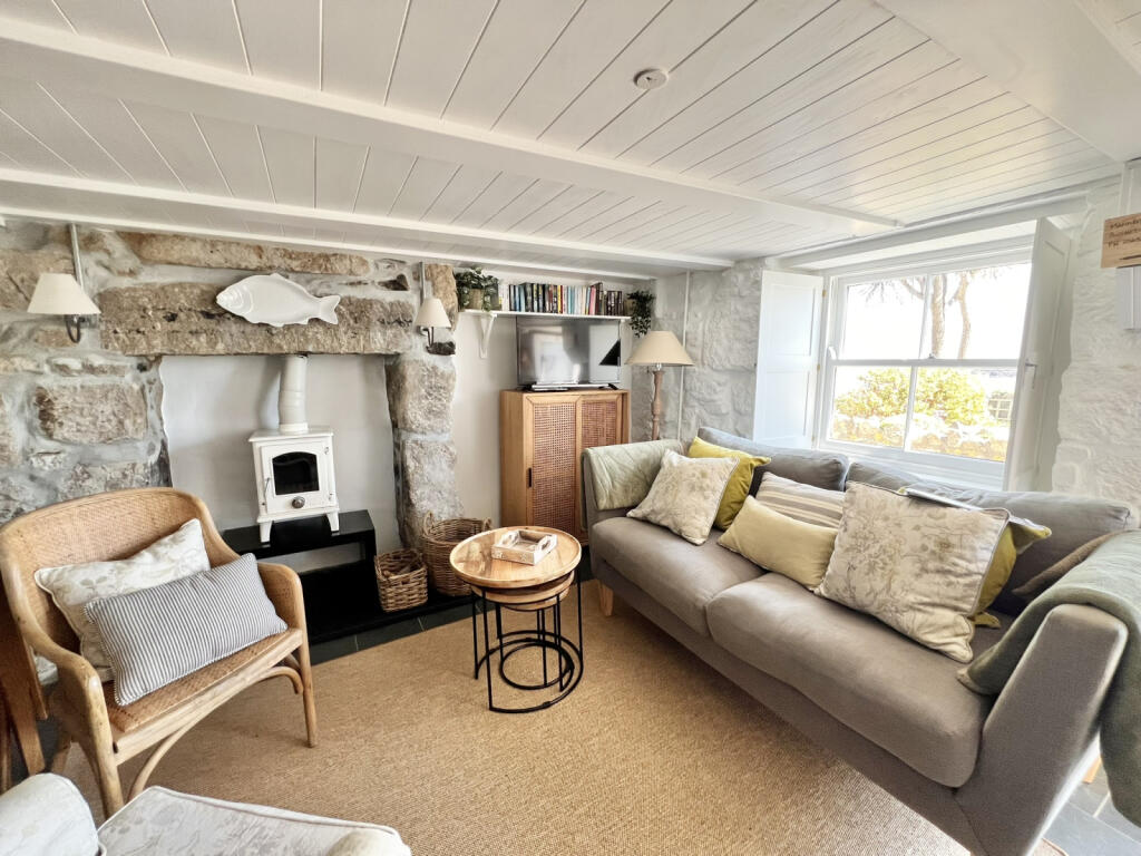 The Saltponds, Mousehole, TR19 6SQ photo 2