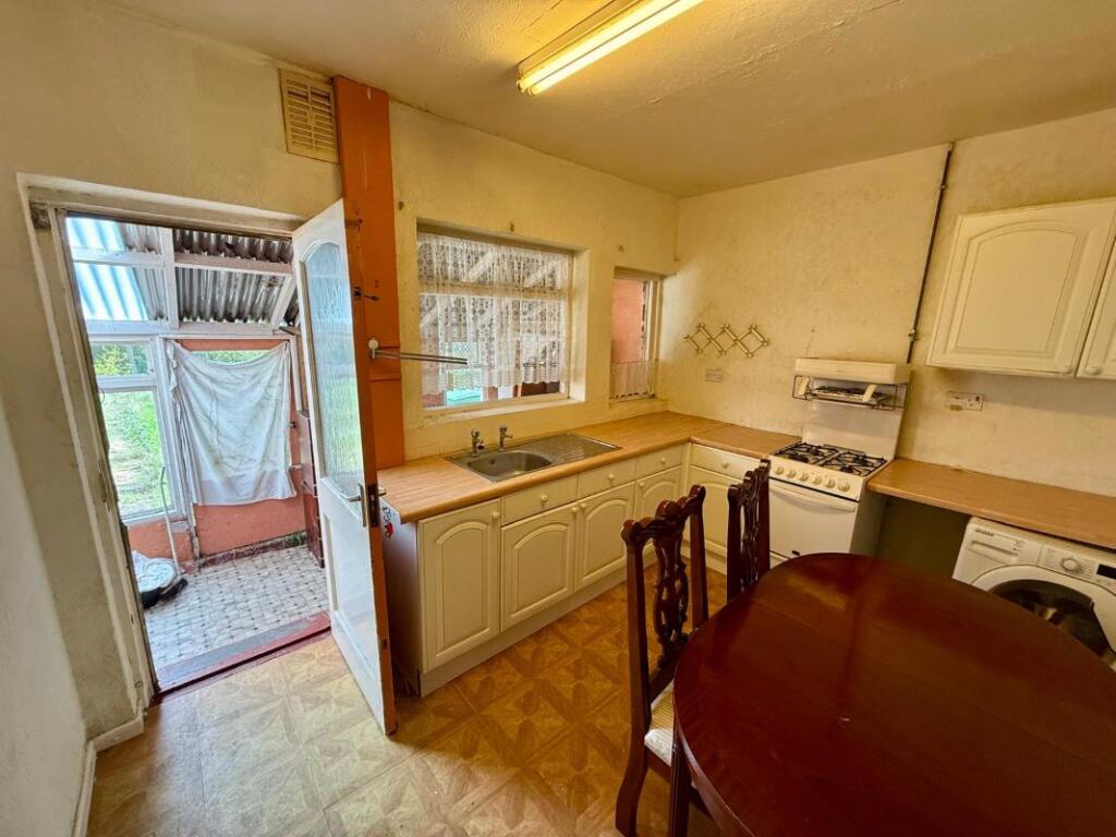 Additional image 14 of 9 St. Michaels Crescent, Oldbury, B69 4RT