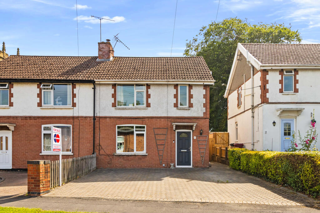 Main image of property: Estate Avenue, Broughton, DN20 0JY