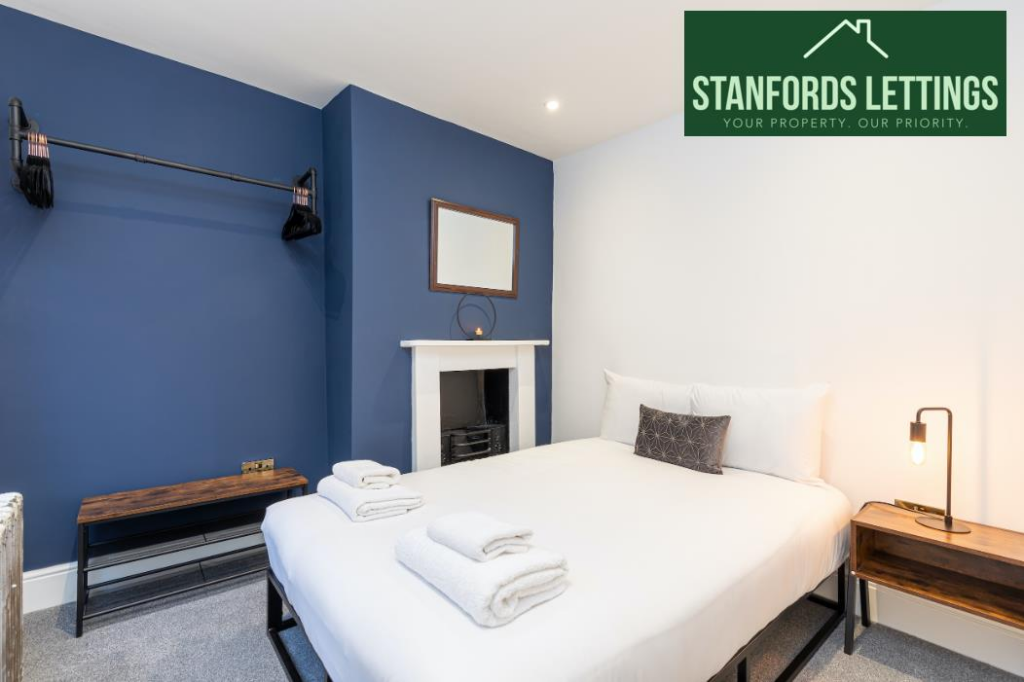 5 bedroom town house for rent