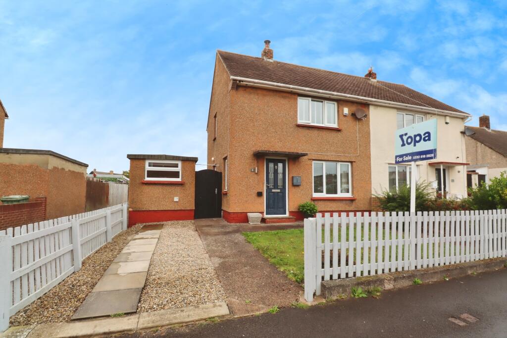 2-bed semi-detached on Hollywell Crescent, Amble, Morpeth, NE65, £168,000