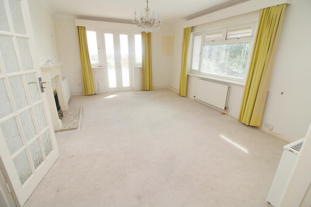 Eaton Court, Eaton Road, Hove photo 2