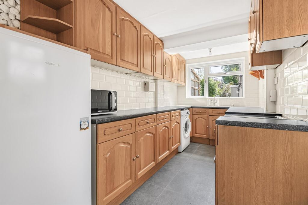 Montague Street, Caversham, Reading photo 3