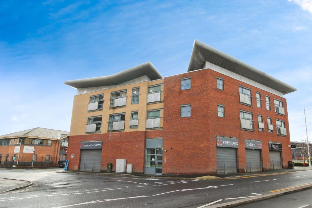 3 Whitehall Place, Leeds, LS12 photo 3