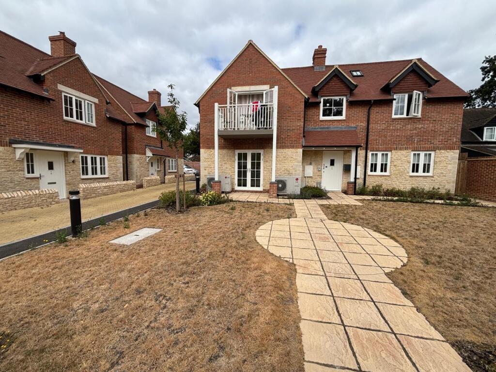 Main image of property: Flat 1, Farriers Close, Oxford