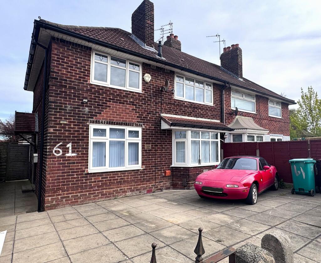 Main image of property: Hollyhedge Road, Manchester, M22