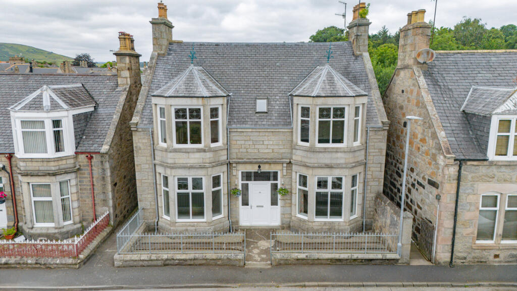 House in Huntly, Upper Pirriesmill