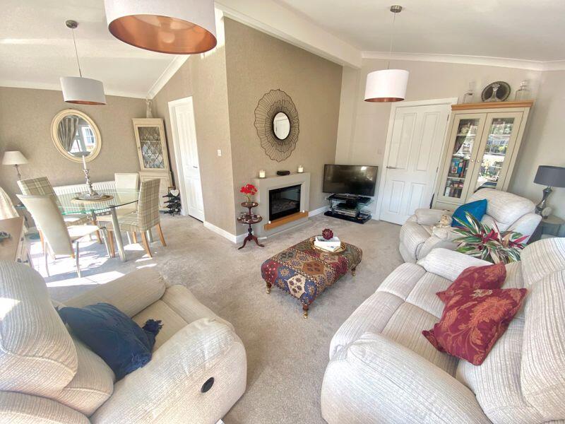 Wickham Court, Southwick Road, North Boarhunt photo 2