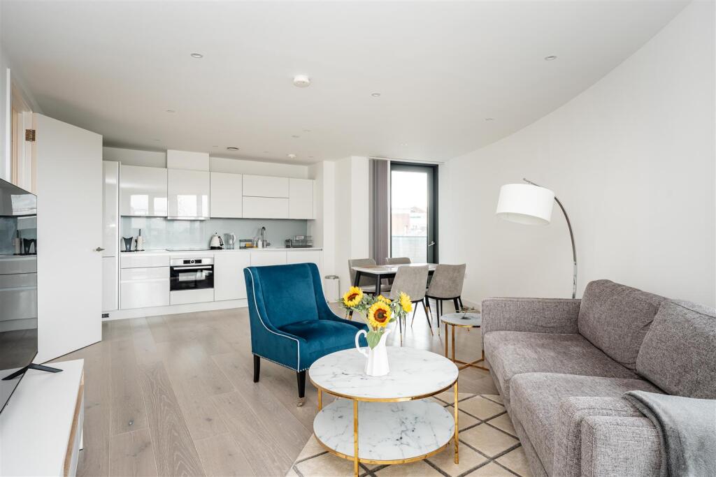 Main image of property: Goodwin Street, Finsbury Park