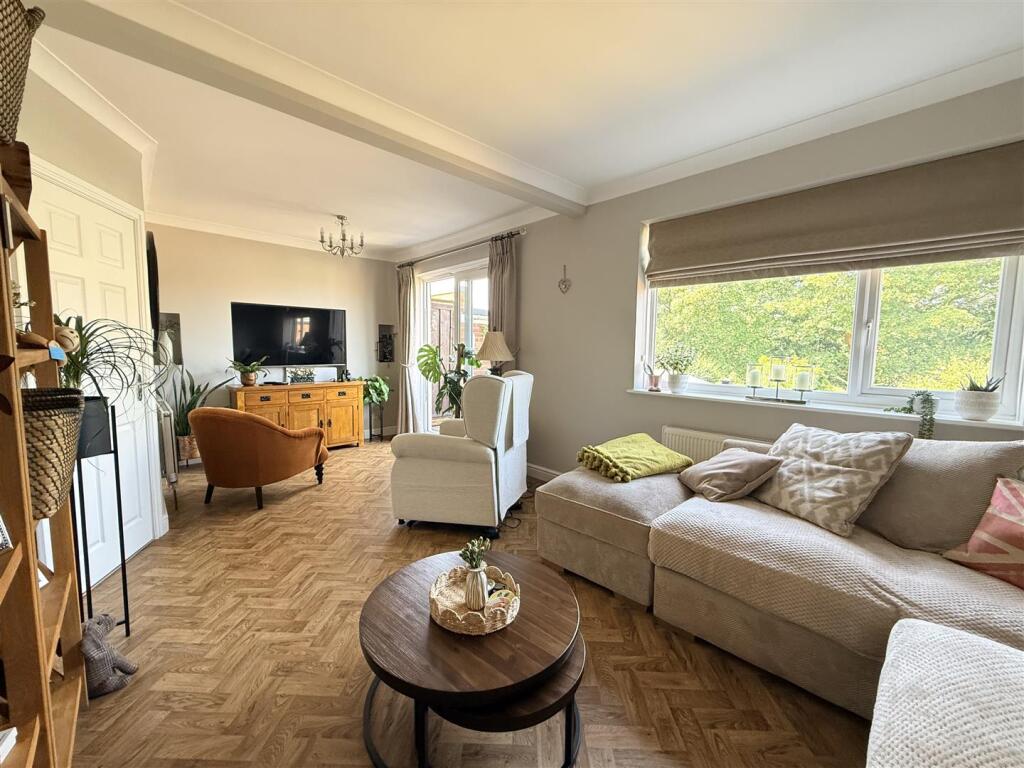 House in Dudley - View 2