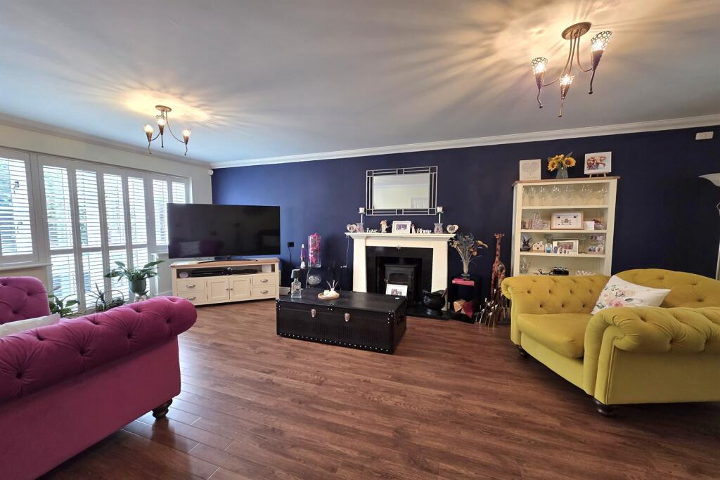 House in Chelmsford - View 3