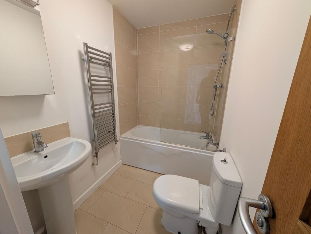 Apartment in Ipswich - View 5