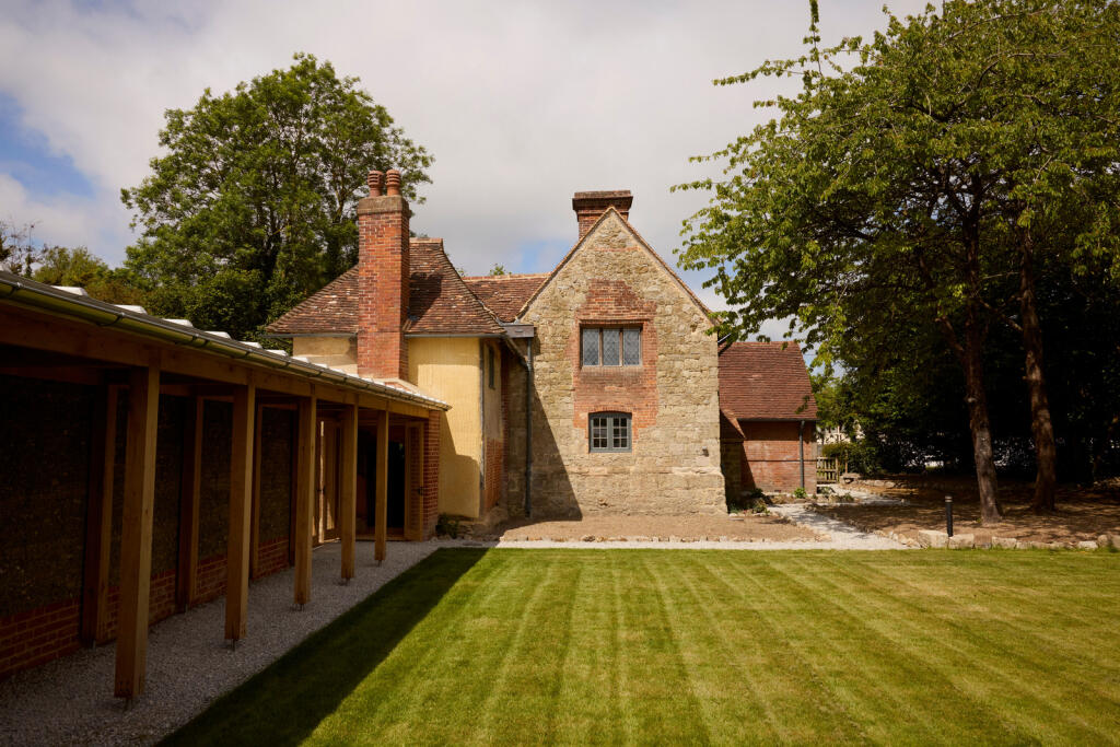 Main image of property: St Andrew's Chapel, Sandling, Kent