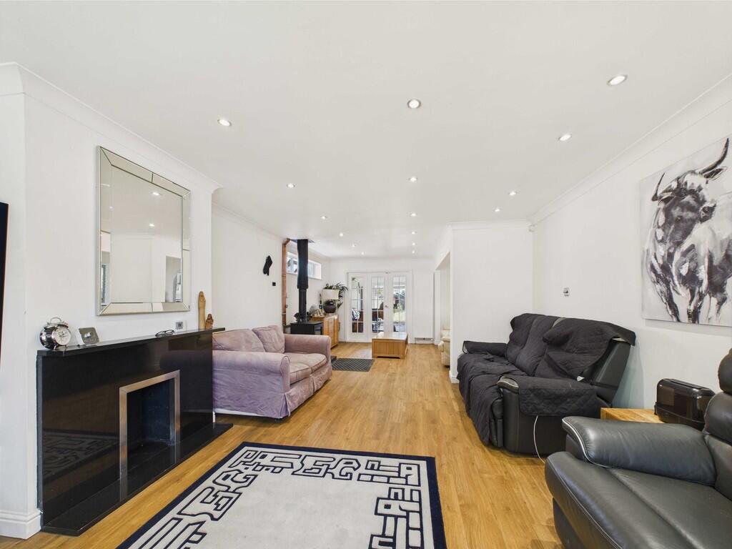 House in East Lindsey, Woodhall Spa - View 3