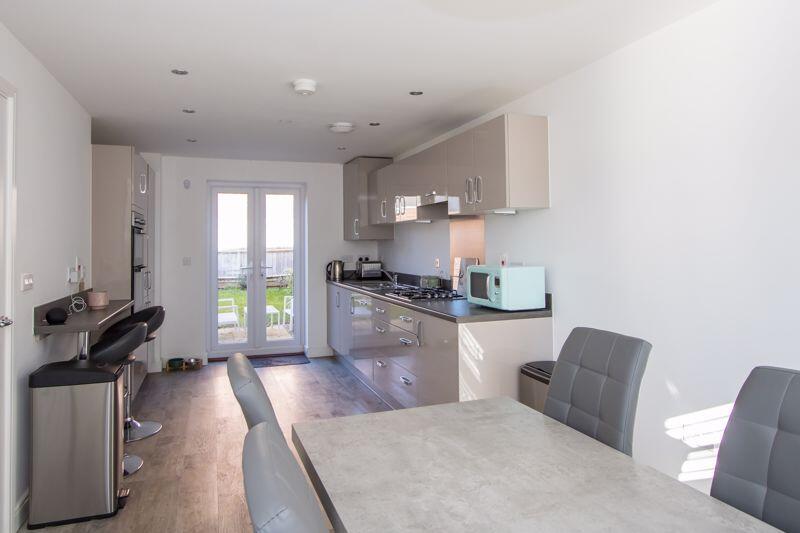 House in Cardiff, Sully and Lavernock - View 6