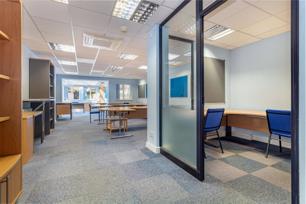 Additional image 8 of Freehold mixed-use Office & Apartment, Baldwins Lane