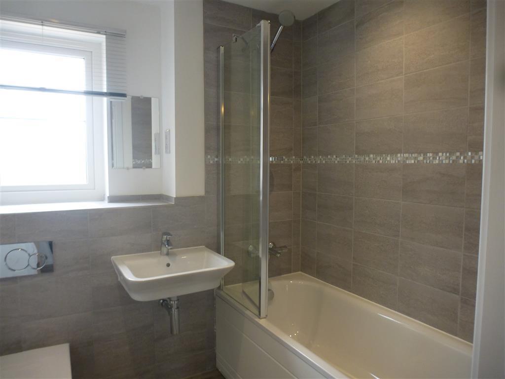 Apartment in Swindon - View 4