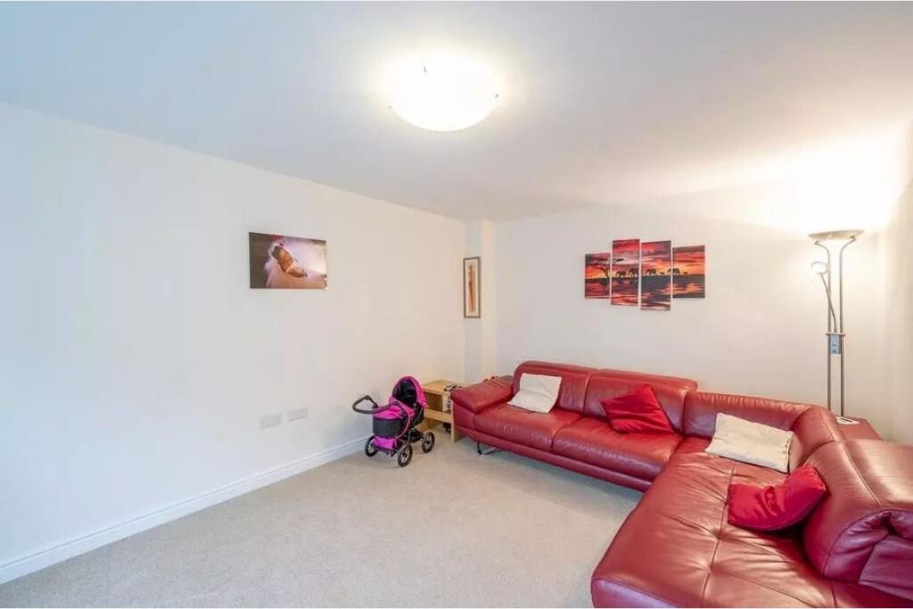 Fleming Way, Rubery photo 4