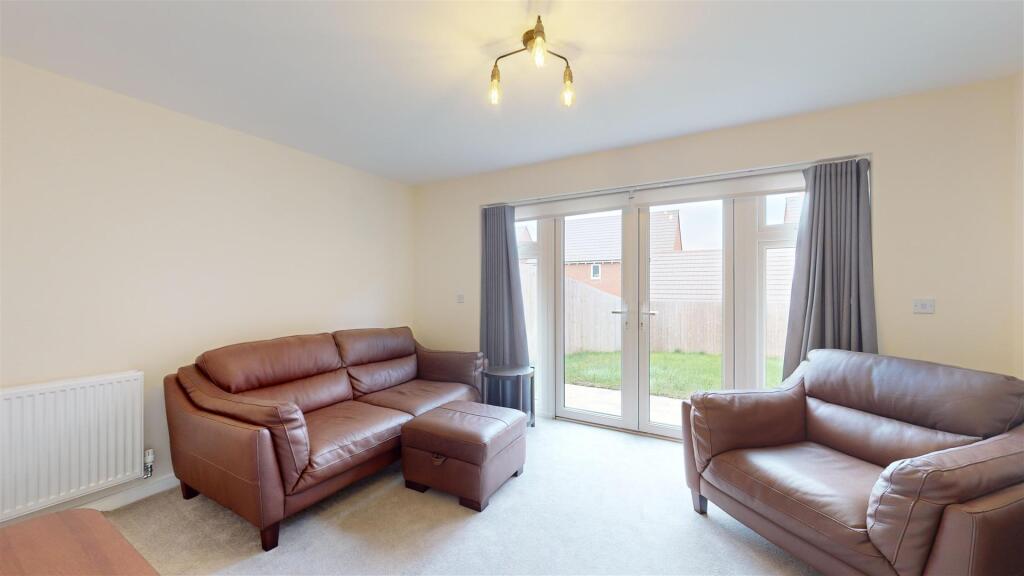 House in Shrewsbury, Sutton Farm - View 4