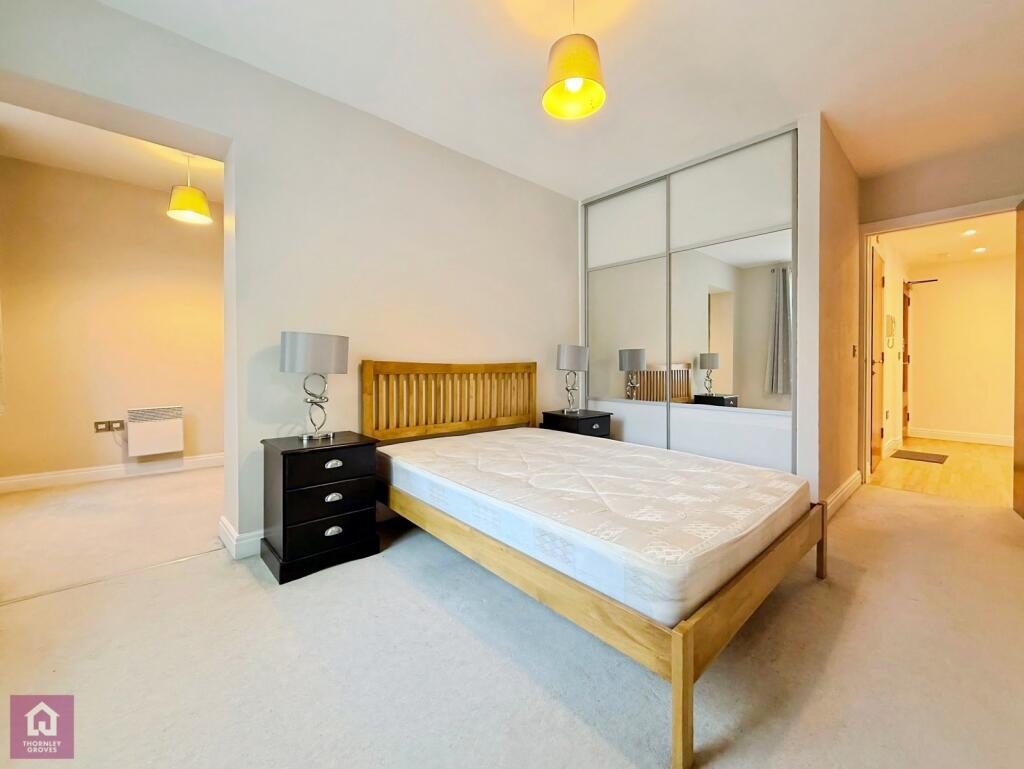 Apartment in Warrington - More