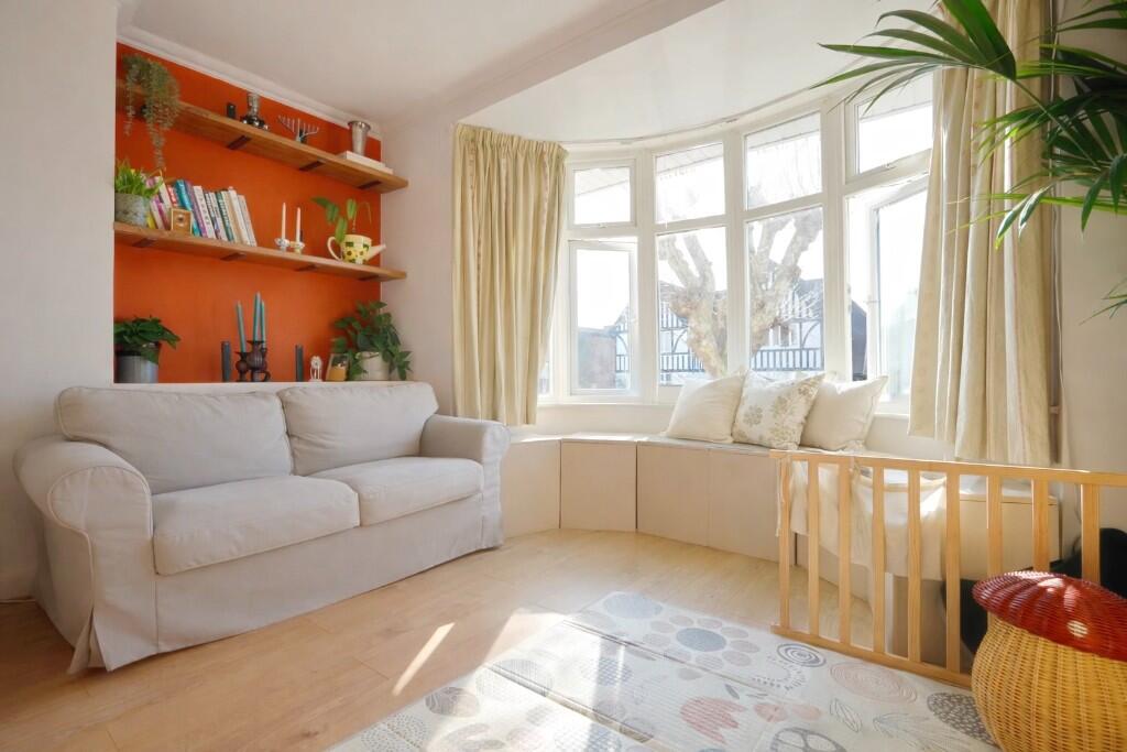 Main image of property: Ashbourne Avenue, London, NW11