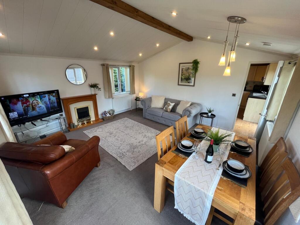 Two Bed Hambleton Lodge (40x16), Natland Caravan Park , Natland, Kendal, Cumbria, LA9 7QT - Aanzicht 5