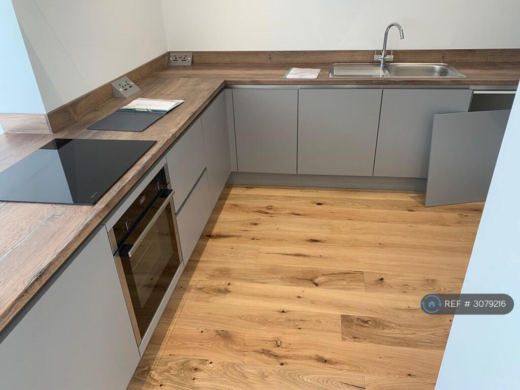 Apartment in Skipton, New Town - View 4