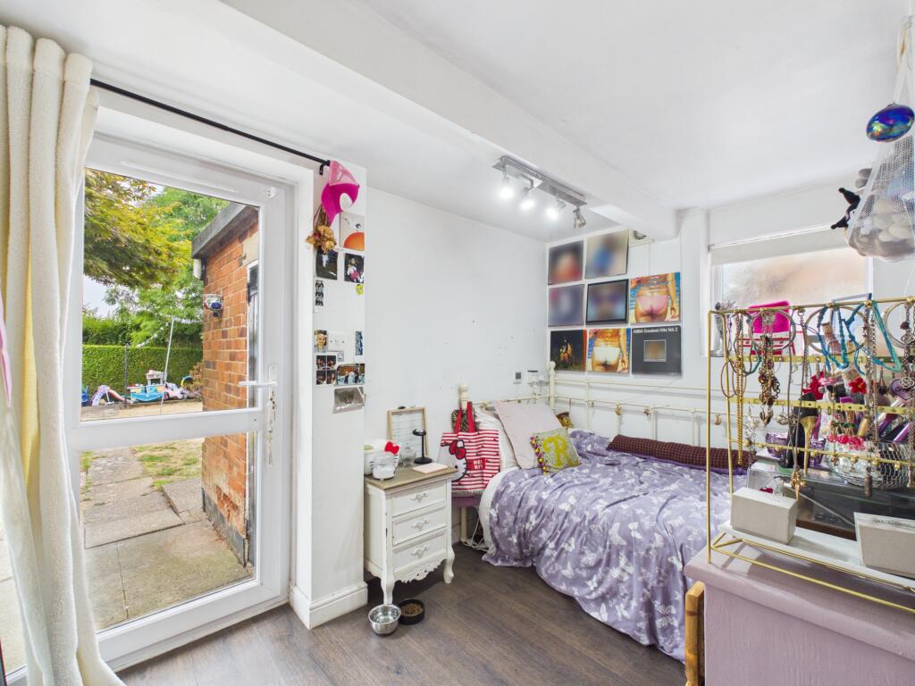 House in Derby, Chellaston - More