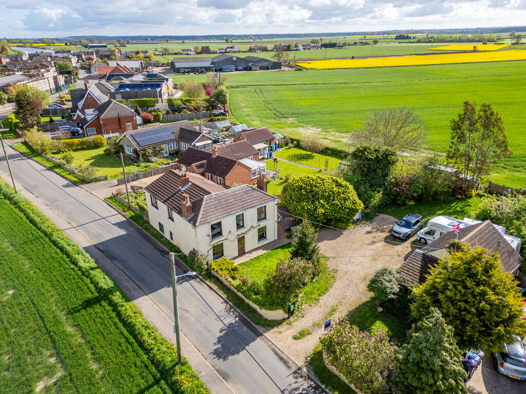 Main image of property: Walkerith Road, East Stockwith 