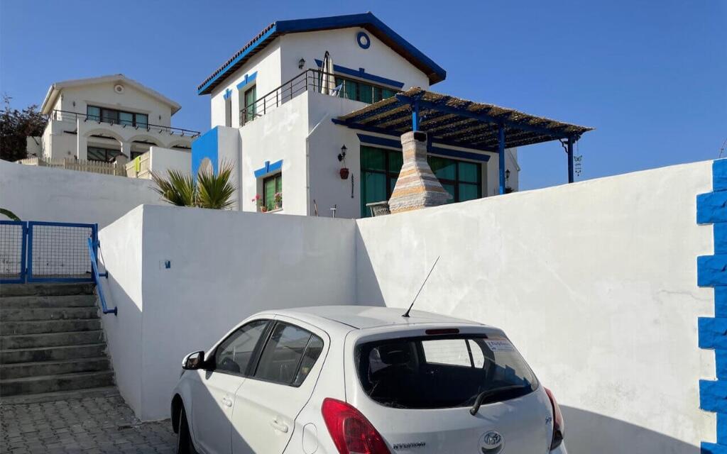 Main image of property: Bahçeli, Girne