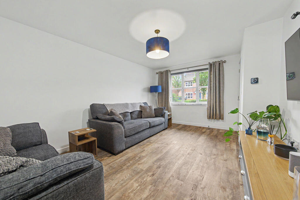 House in North East Derbyshire, Wingerworth - More