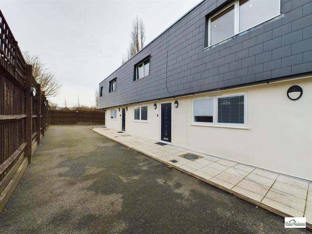Main image of property: Cottage Walk, Roding Lane North, Woodford green