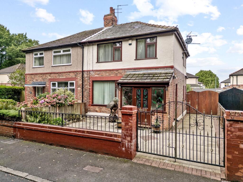 House in Warrington, Wilderspool, Howley