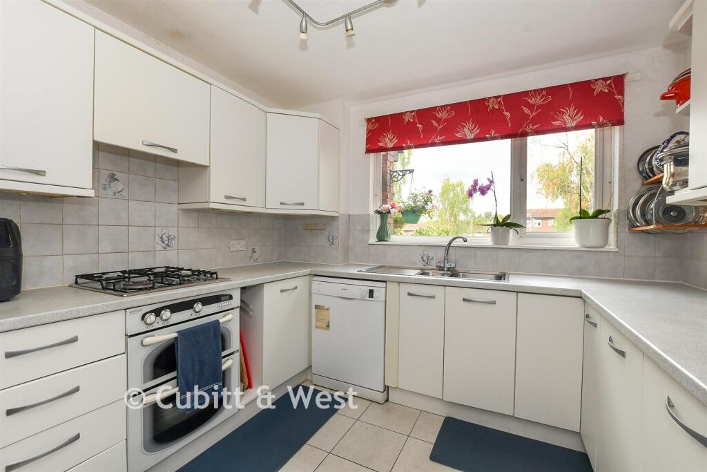 House in Reigate and Banstead, Surrey - More