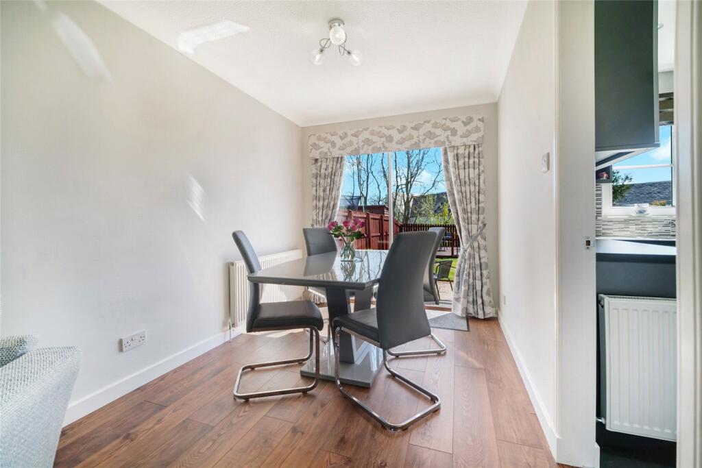 Weavers Court, Glassford, Strathaven, South Lanarkshire, ML10 photo 4