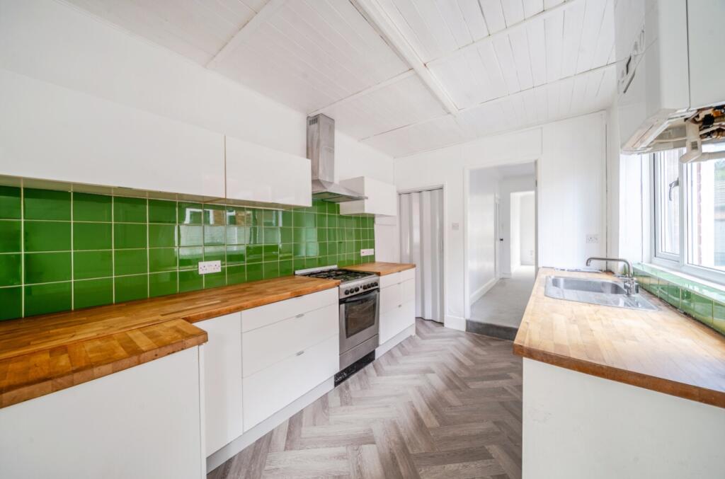House in Lincoln, New Boultham - View 2