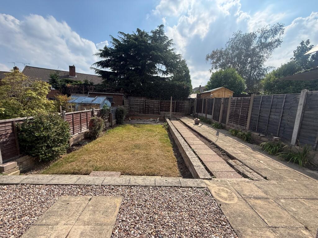 House in Birmingham, Pheasey - View 4
