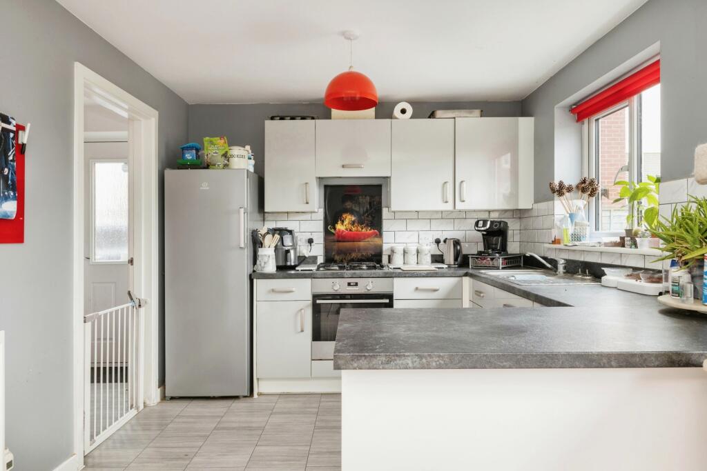 Harrier Way, Diss, Norfolk, IP22 photo 4