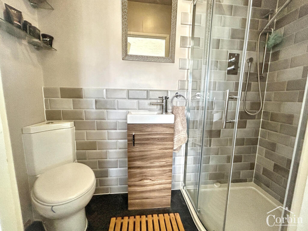 Additional image 11 of New Road, Bournemouth, BH10 7